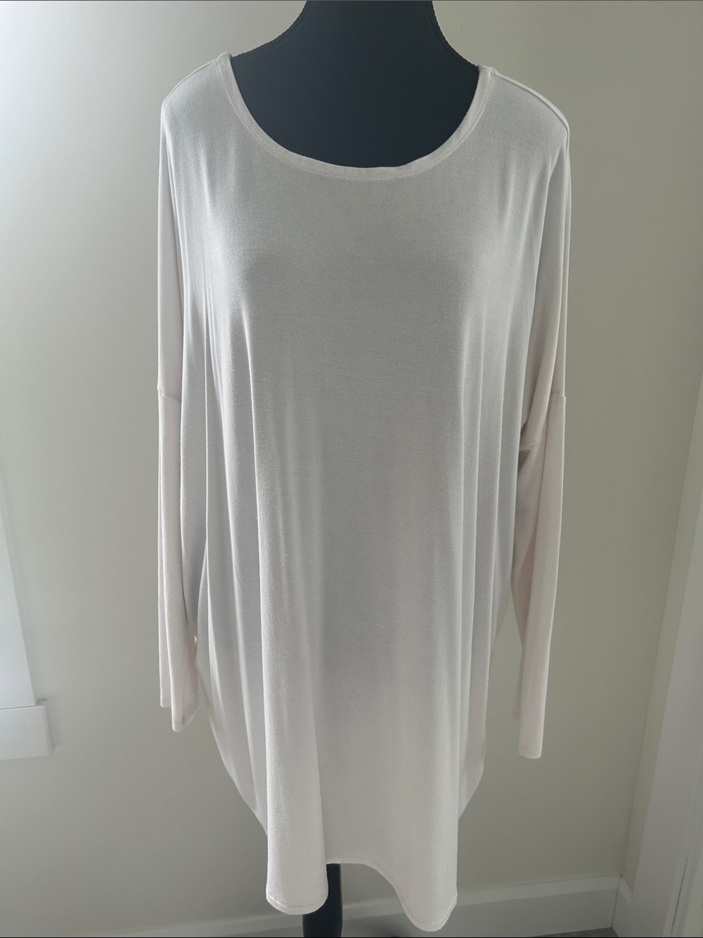 Zenana Outfitters Light Cream Long Sleeve Tunic Top